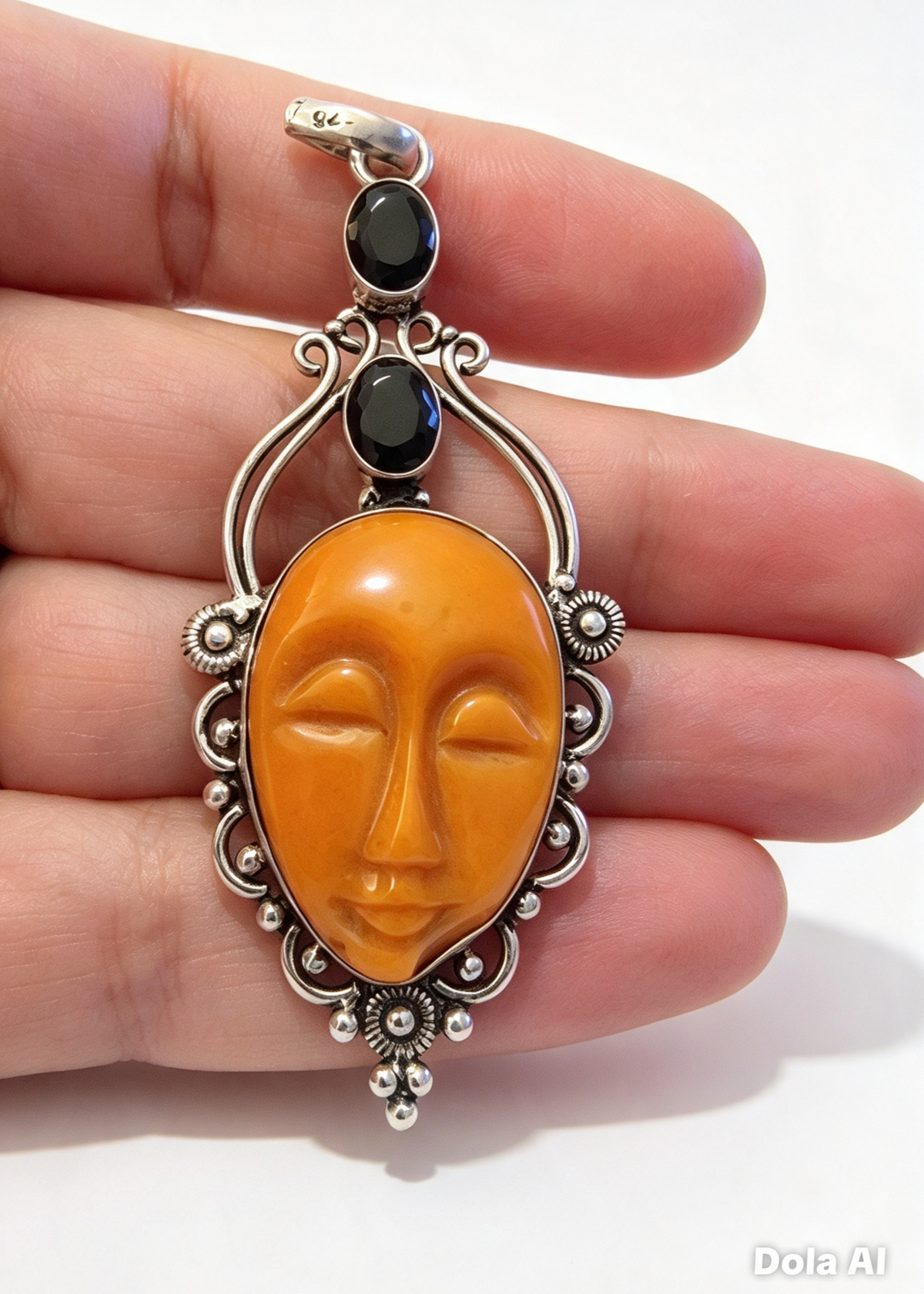 SILVER PLATED PENDANT FREE STAINLESS STEEL CHAIN