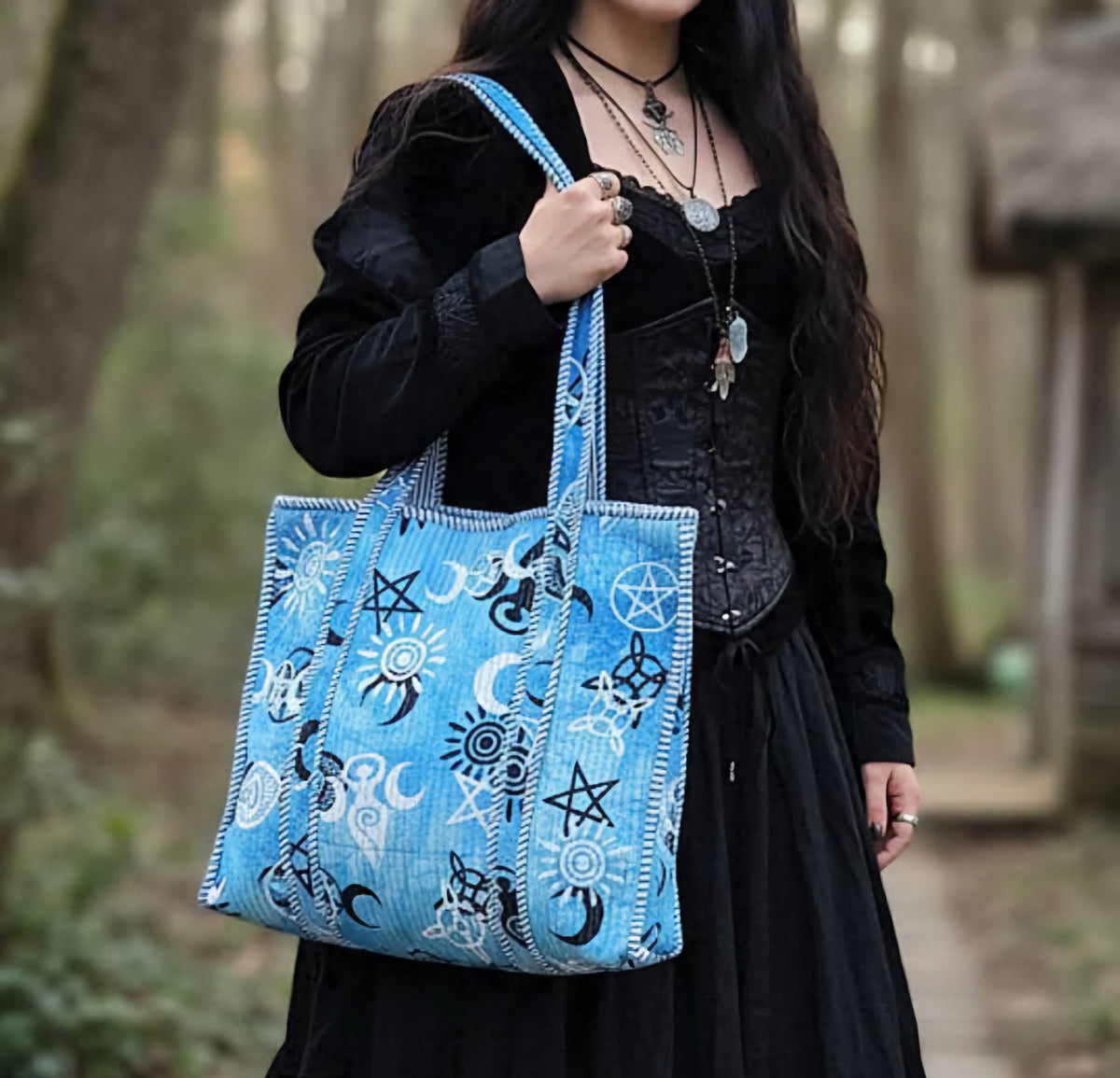 PIXI PERFECT BIG BLUE PENTAGRAM WITCHES BAG .