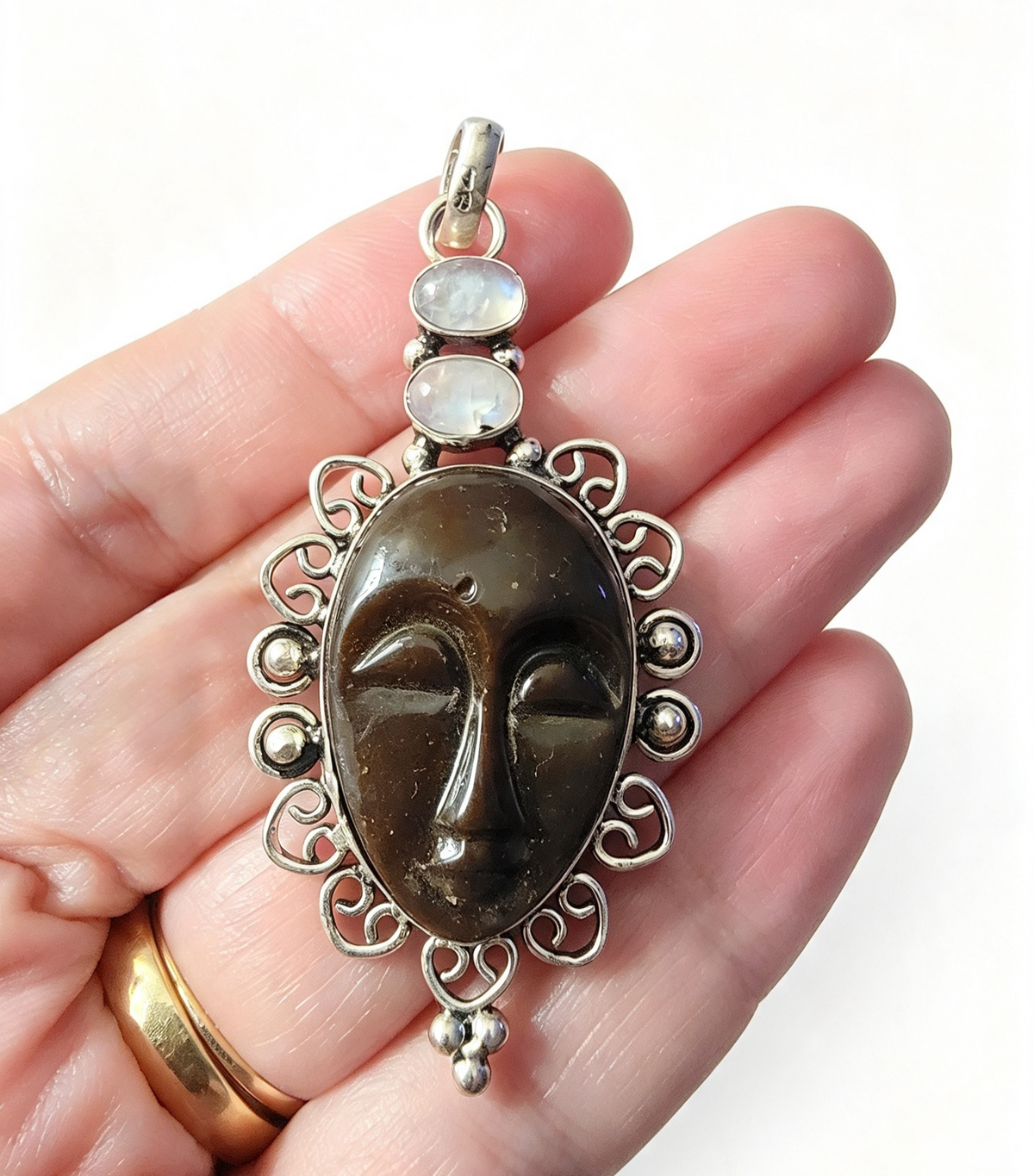 Silver plated Pendant free stainless steel chain