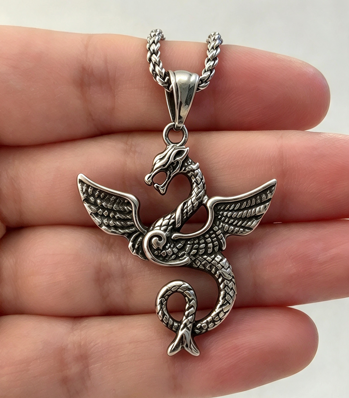STAINLESS STEEL DRAGON PENDANT FREE STAINLESS STEEL CHAIN.