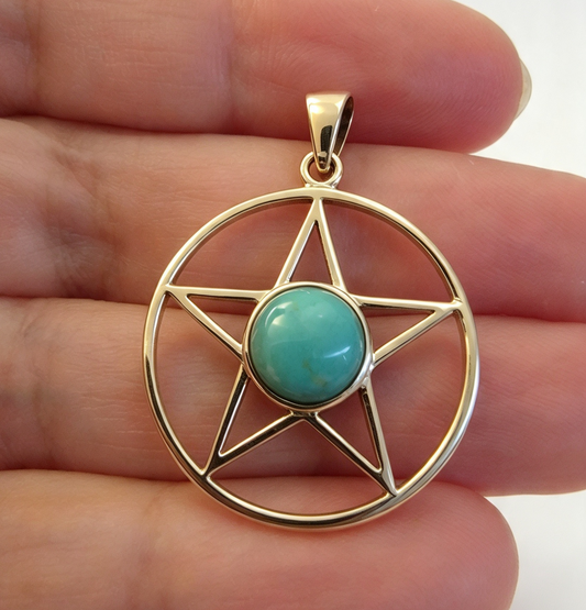 925 Sterling Silver Large Pendant .. Turquoise Set in a 925 Sterling Silver Pentagram 3.3cm by 2.4cm.