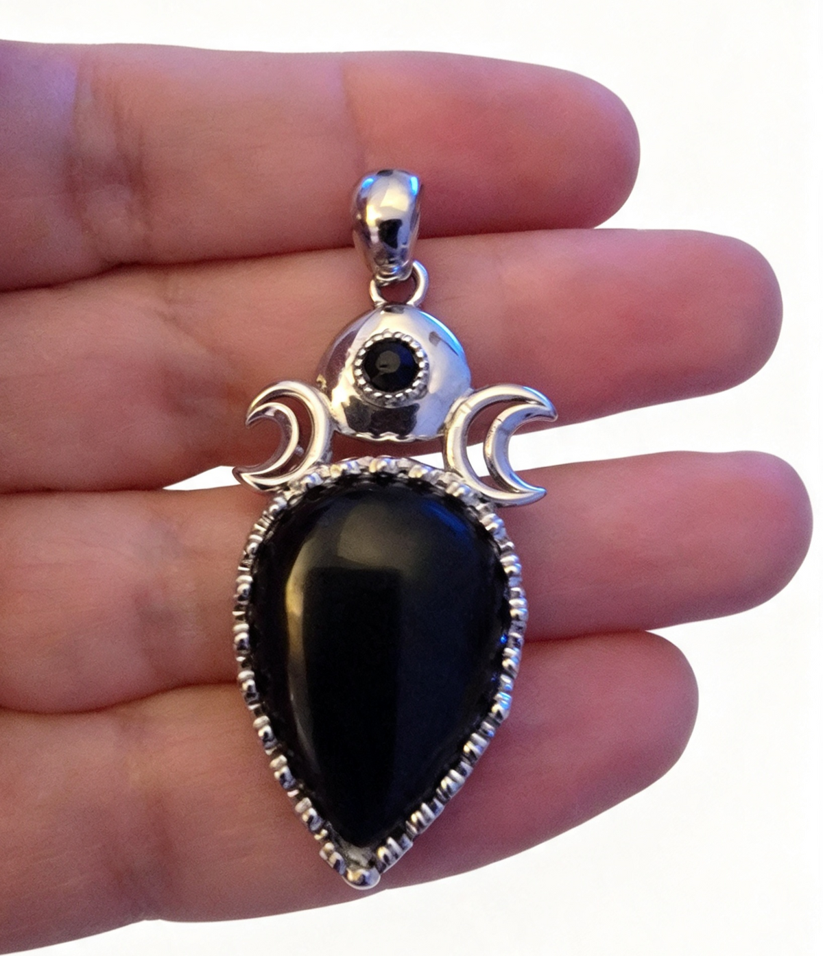 OBSIDIAN Silver plated Pendant free stainless steel chain.