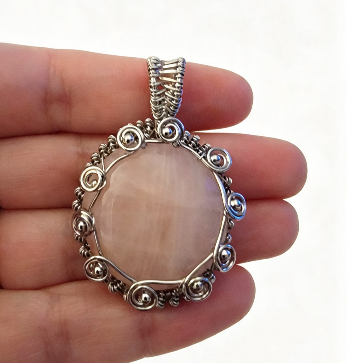 ROSE QUARTZ Silver plated Pendant free stainless steel chain.