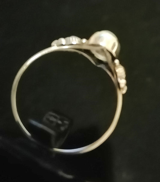 CLEAR QUARTZ RING SIZE R1/2 In 925 sterling silver