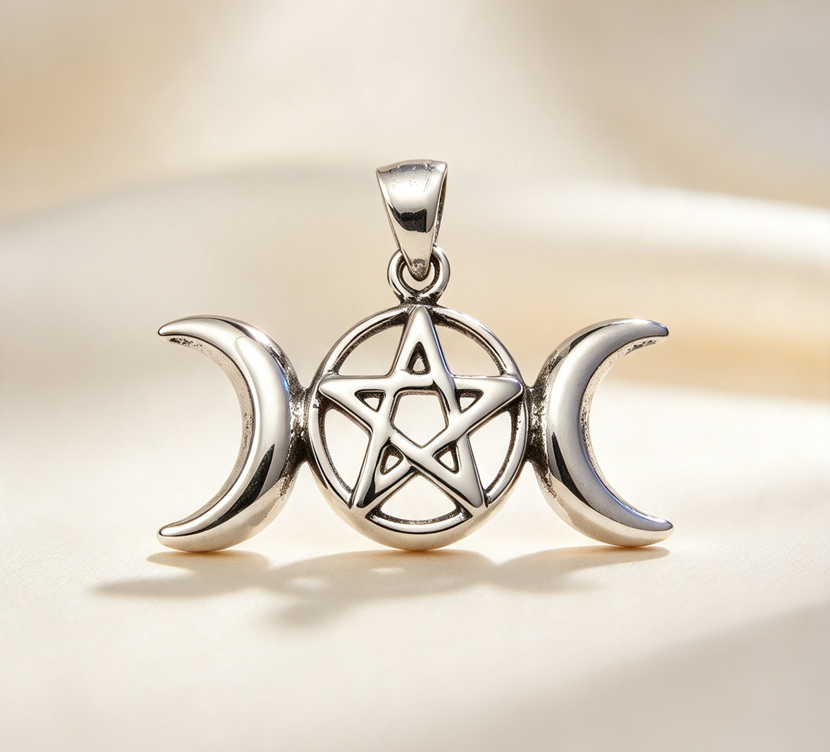 925 Sterling Silver Pendant... Triple Moon With Pentagram. 1.9cm by 2.8cm