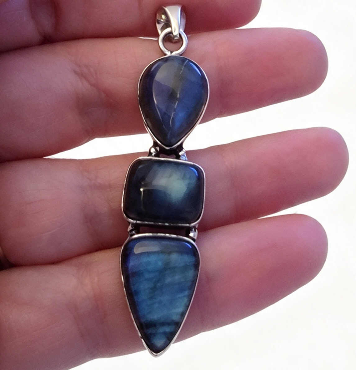 LABRADORITE Silver plated Pendant Was £20 Now £8