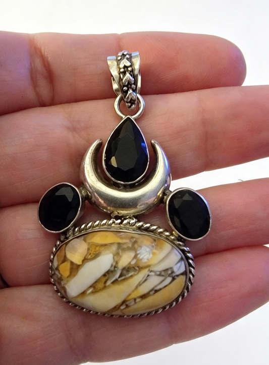 Silver plated Pendant Was £20 Now £8
