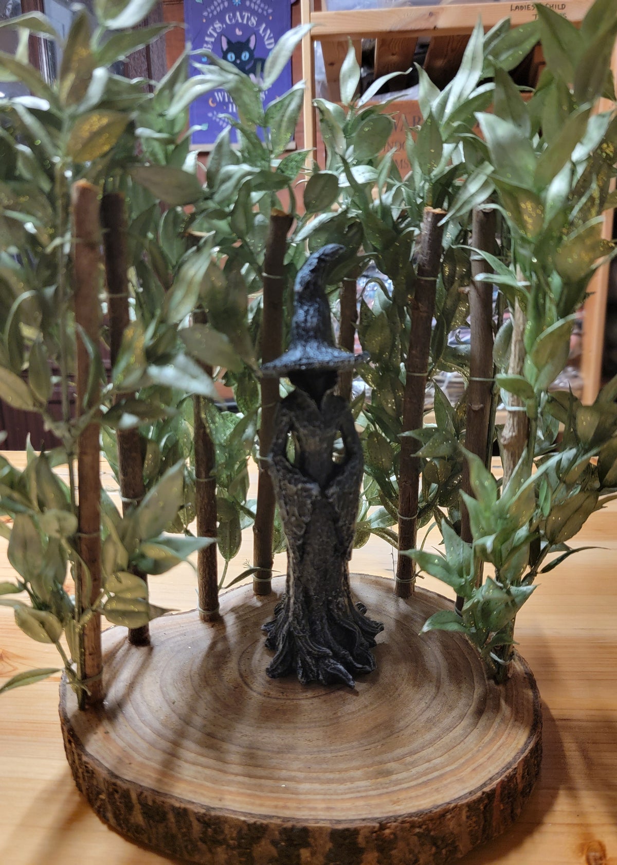 HANDMADE 🖤 Altar decor Witch in forest with green light