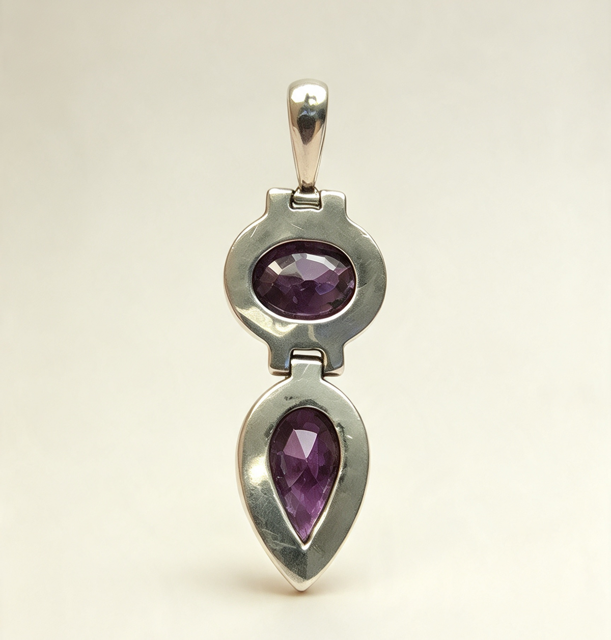 925 Sterling Silver Pendant..Amethyst Set In 925 Sterling Silver 4.4cm by 1.2cm