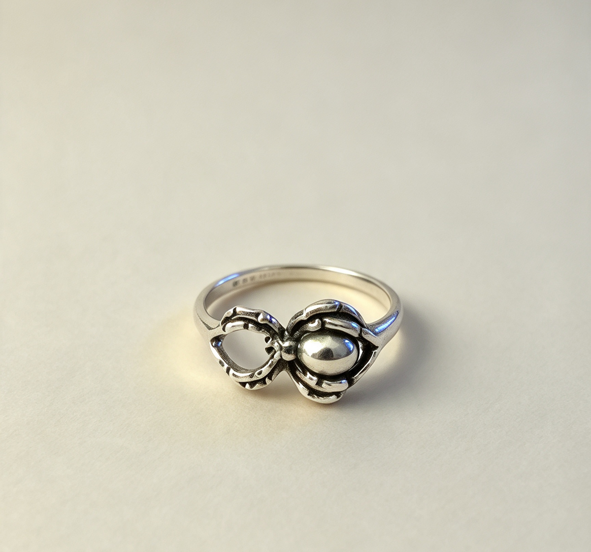 Spider ring