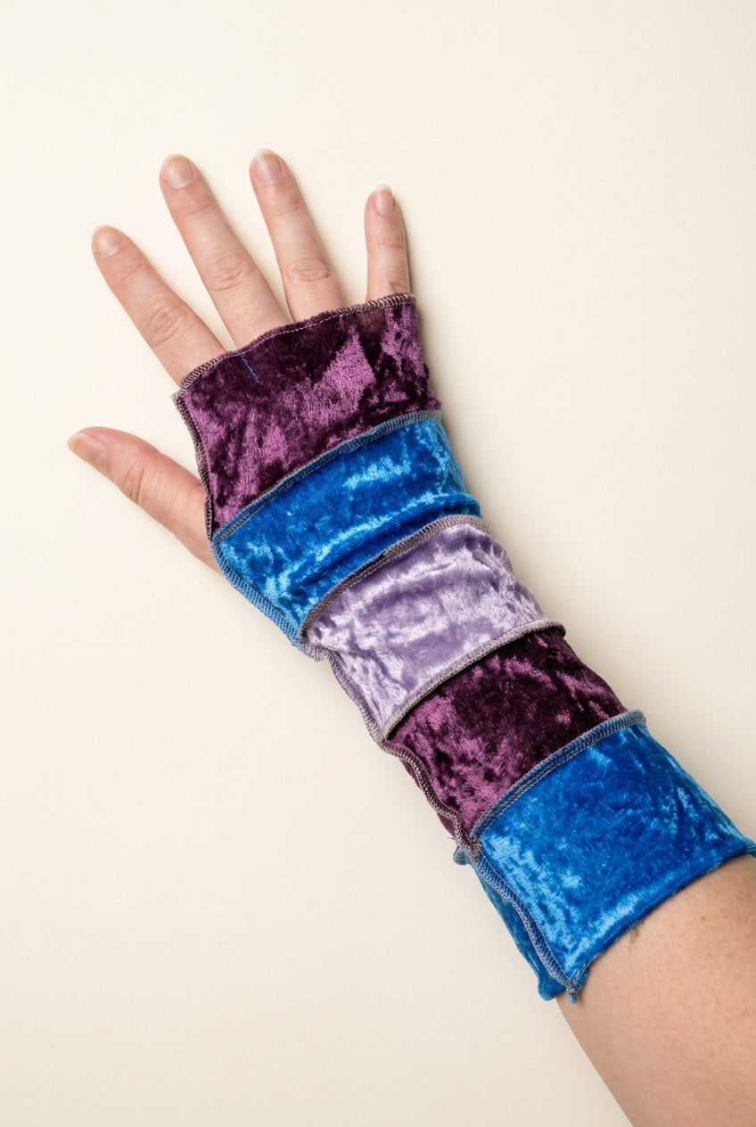 1 pair of whimsical arm warmers Handmade 🖤
