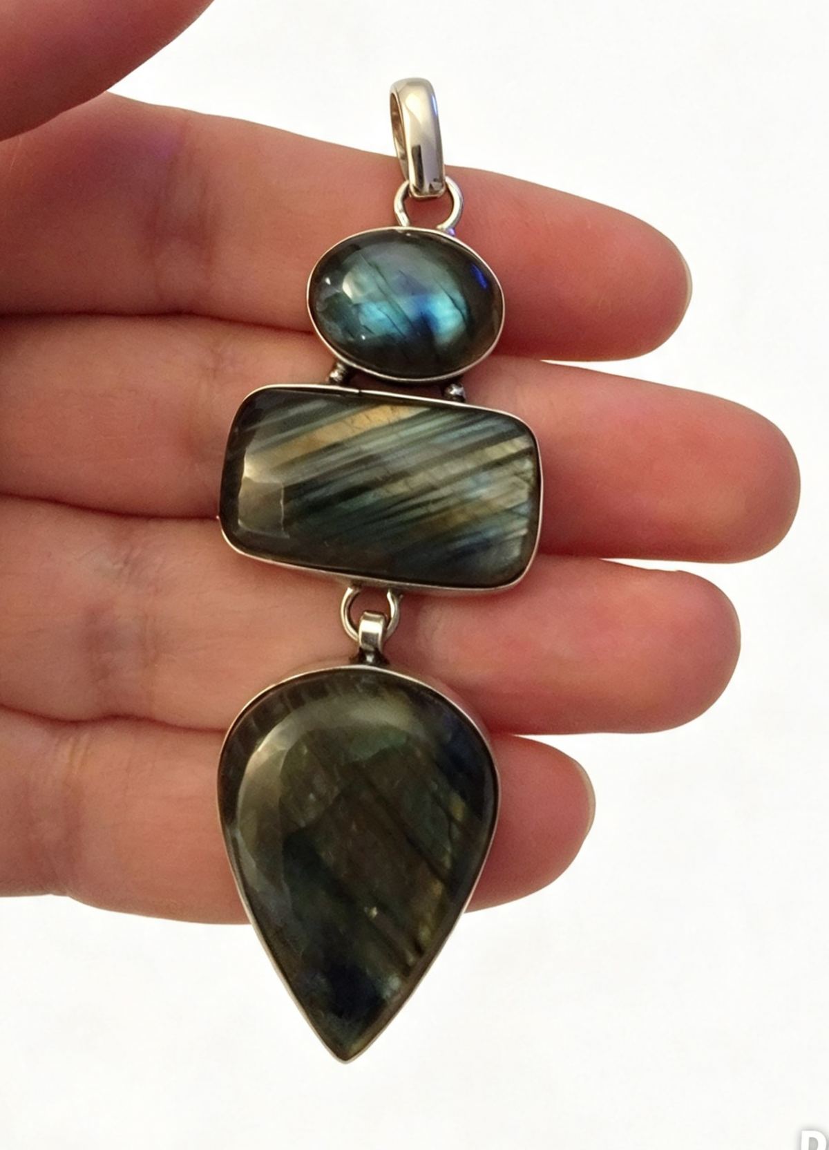 LABRADORITE Silver plated Pendant Was £19.99 Now £8