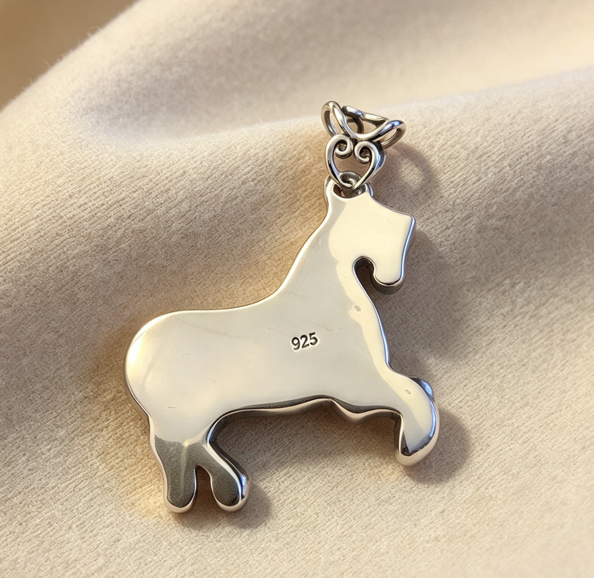 925 Sterling Silver Pendant.. Heavy Celtic Horse 4cm by 3.3cm