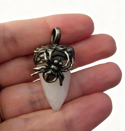 ROSE QUARTZ SPIDER Silver plated Pendant free stainless steel chain