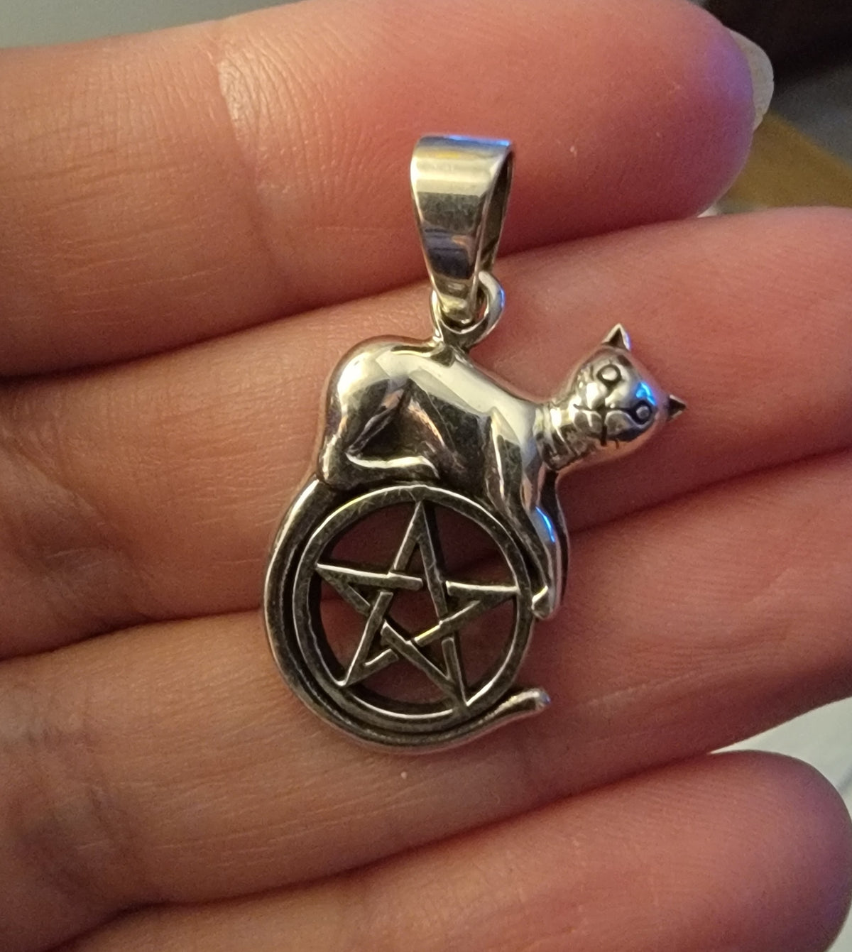 925 Sterling Silver Pendant...Cat & Pentagram 3.1cm by 1.8cm.