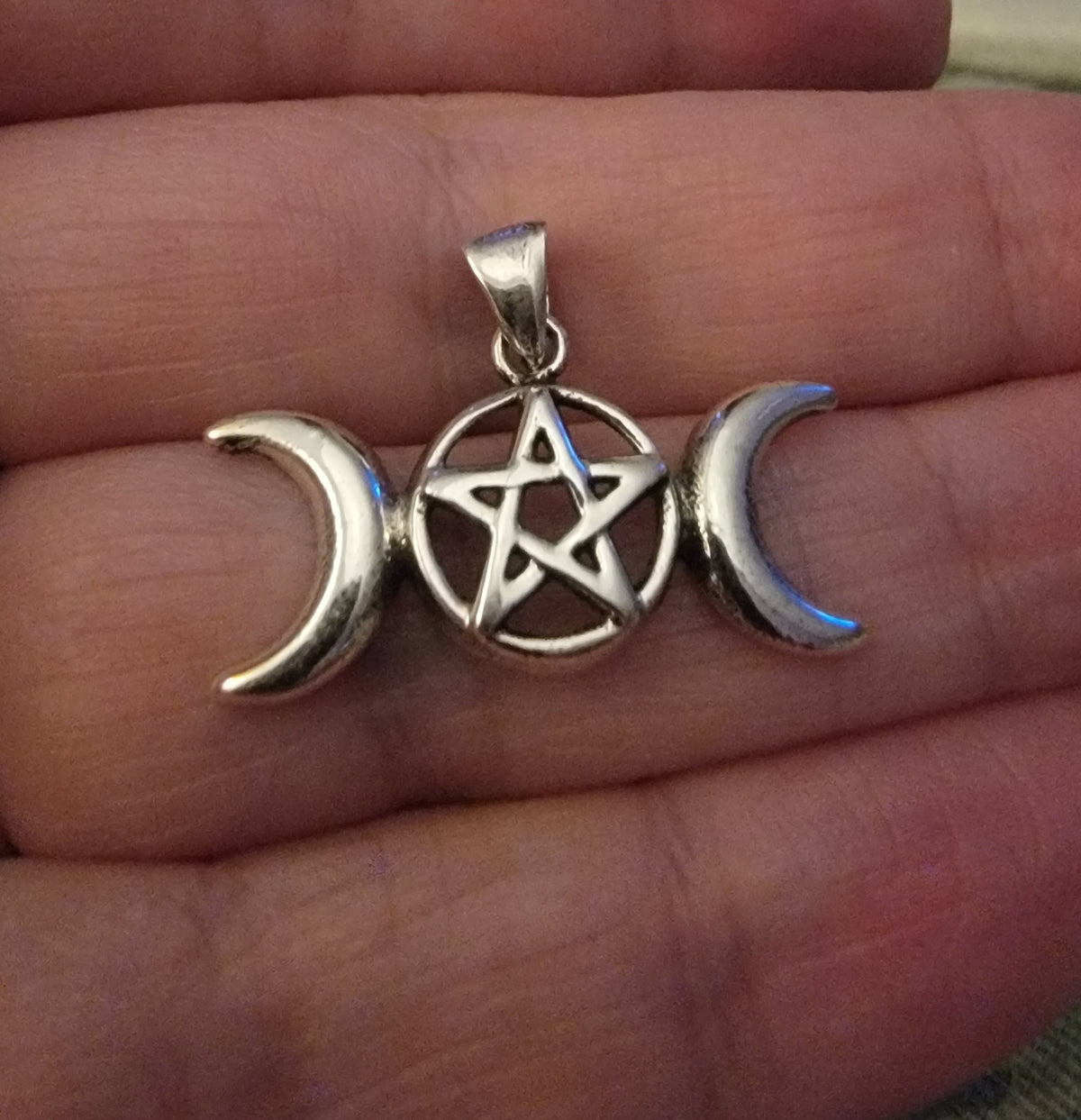 925 Sterling Silver Pendant... Triple Moon With Pentagram. 1.9cm by 2.8cm