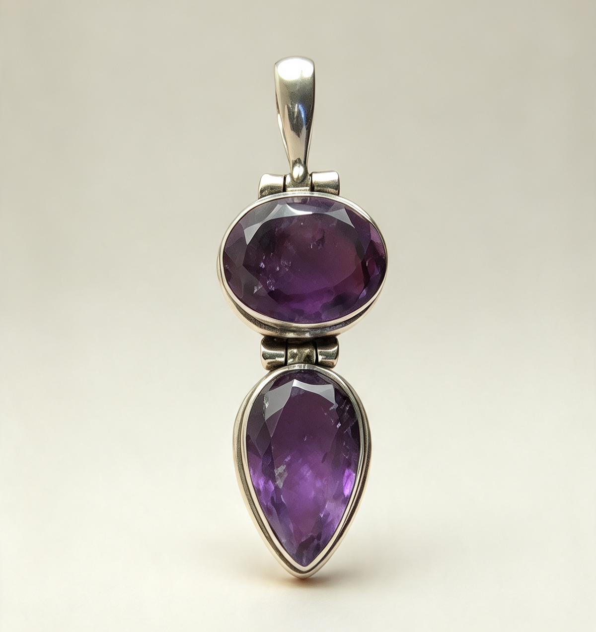 925 Sterling Silver Pendant..Amethyst Set In 925 Sterling Silver 4.4cm by 1.2cm