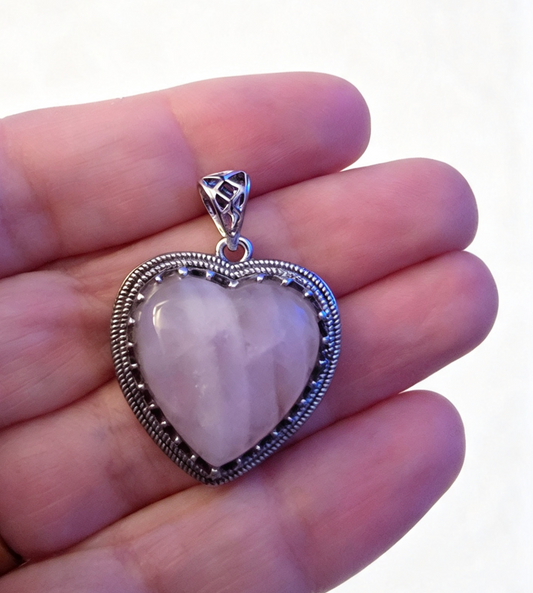ROSE QUARTZ Silver plated Pendant free stainless steel chain