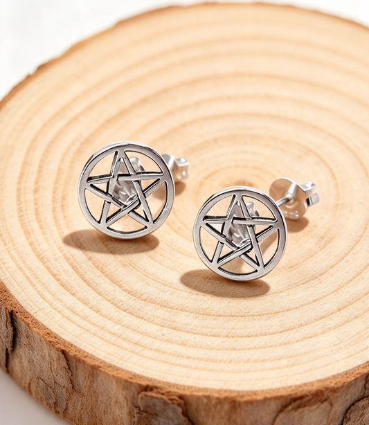 Pentagram quality stud earrings silver plated