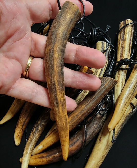 HANDMADE 🖤 FROM NATURAL FALLEN HORNS NO CRUELTY INVOLVED. Horn Necklace will be sent randomly.