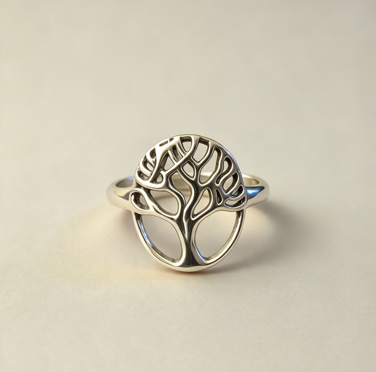 925 sterling Silver Tree of life ring size p