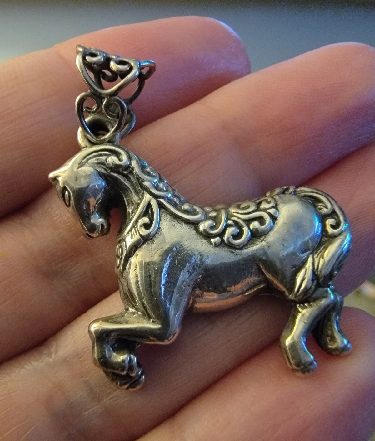 925 Sterling Silver Pendant.. Heavy Celtic Horse 4cm by 3.3cm