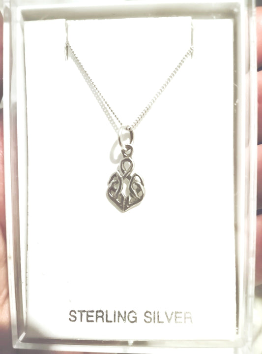 Celtic knot Necklace