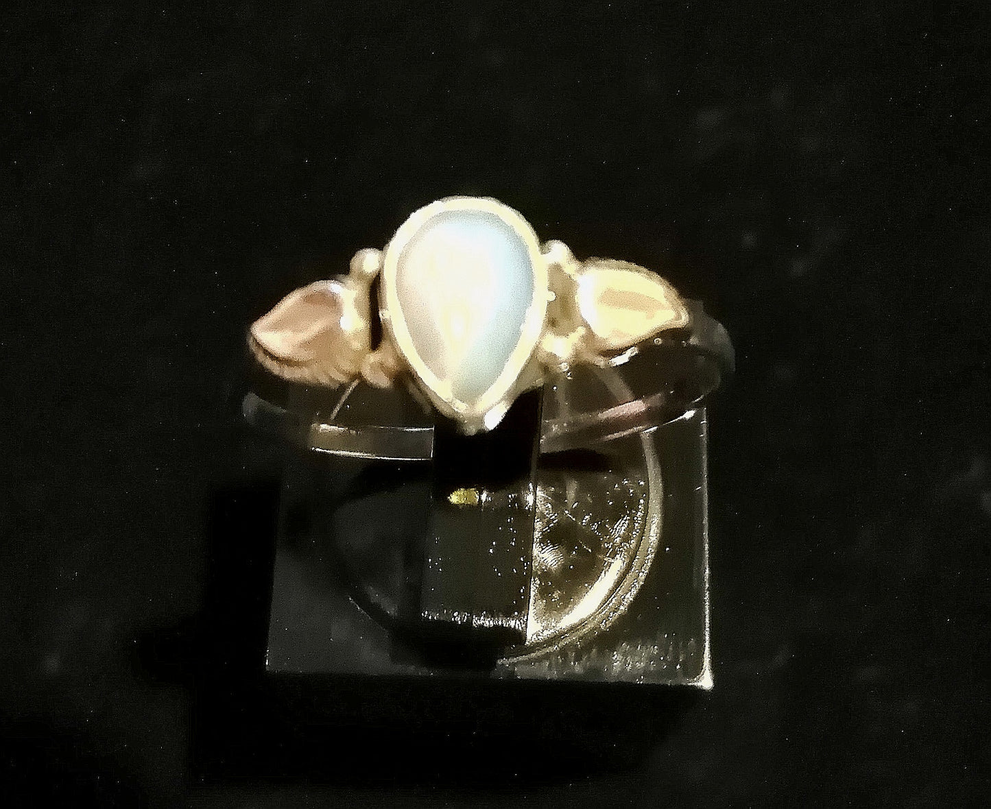 OPAL LIGHT RING SIZE R1/2 In 925 sterling silver
