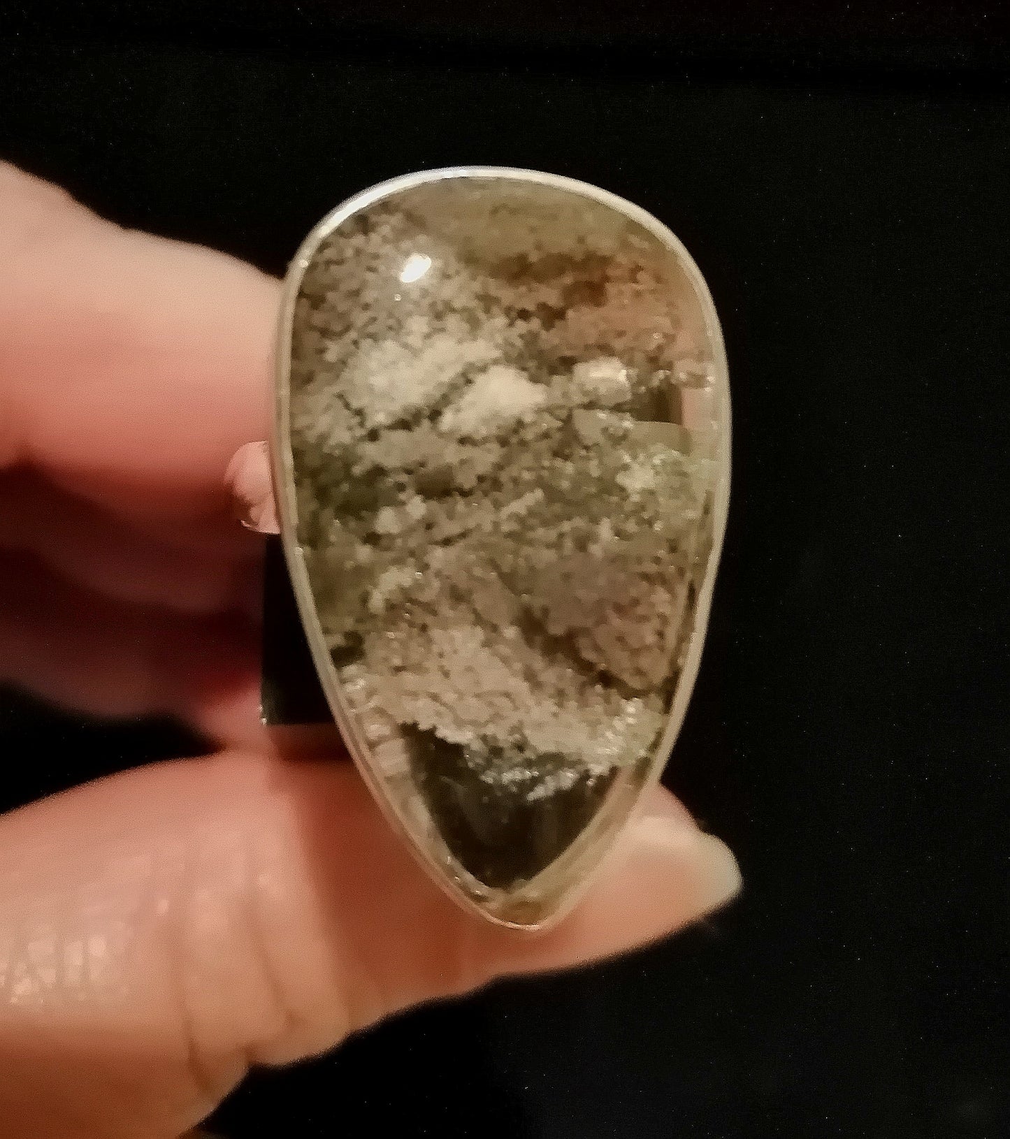 LARGE RING SIZE R In 925 sterling silver