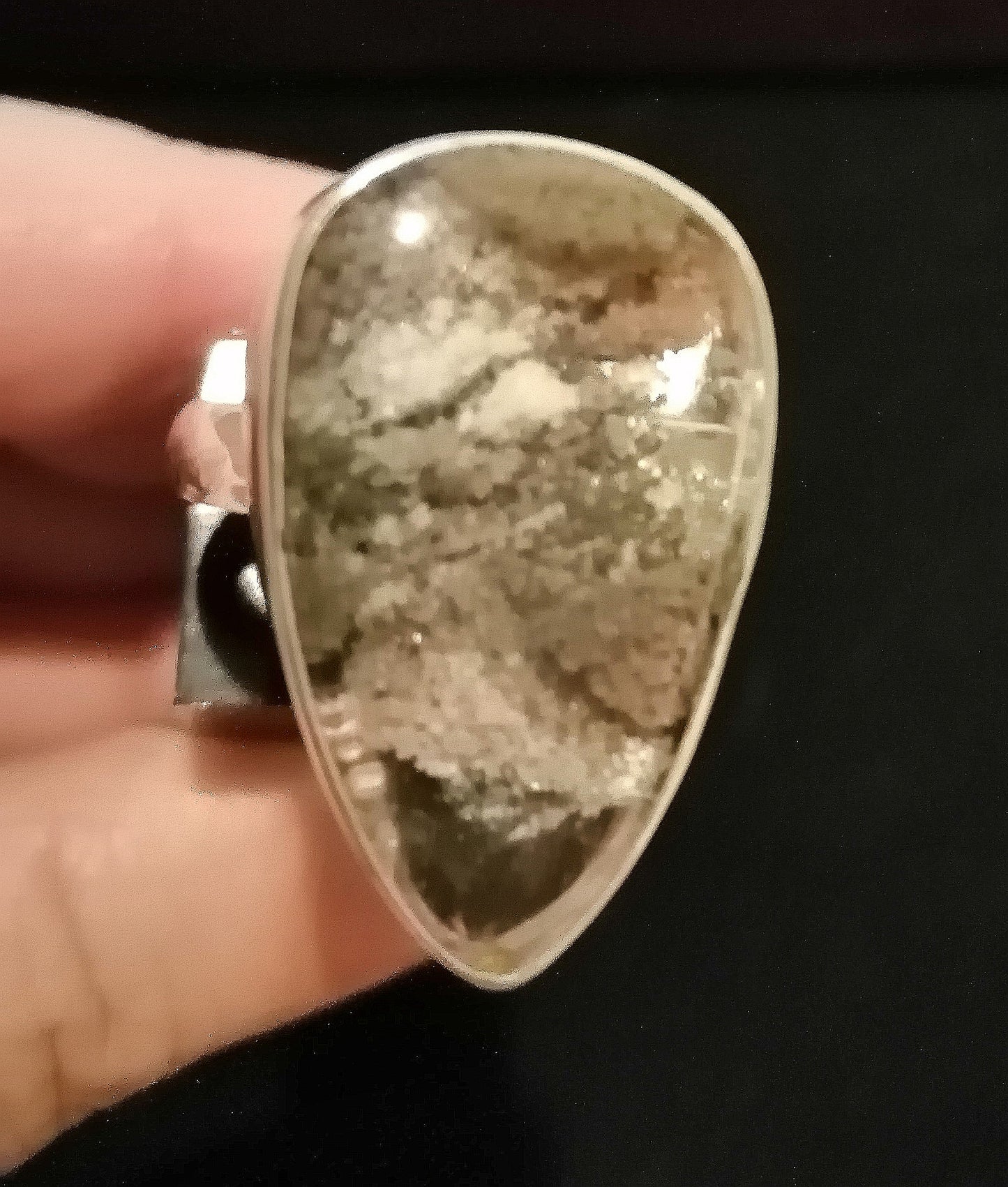 LARGE RING SIZE R In 925 sterling silver