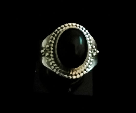 BLACK ONYX SIZE N1/2 In 925 sterling silver